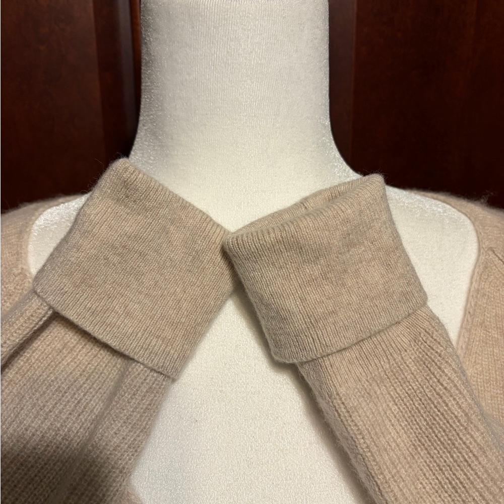 Sundance Rowan Cashmere Women's Cream Oatmeal V-Neck Long Sleeve Sweater - Picture 6 of 8